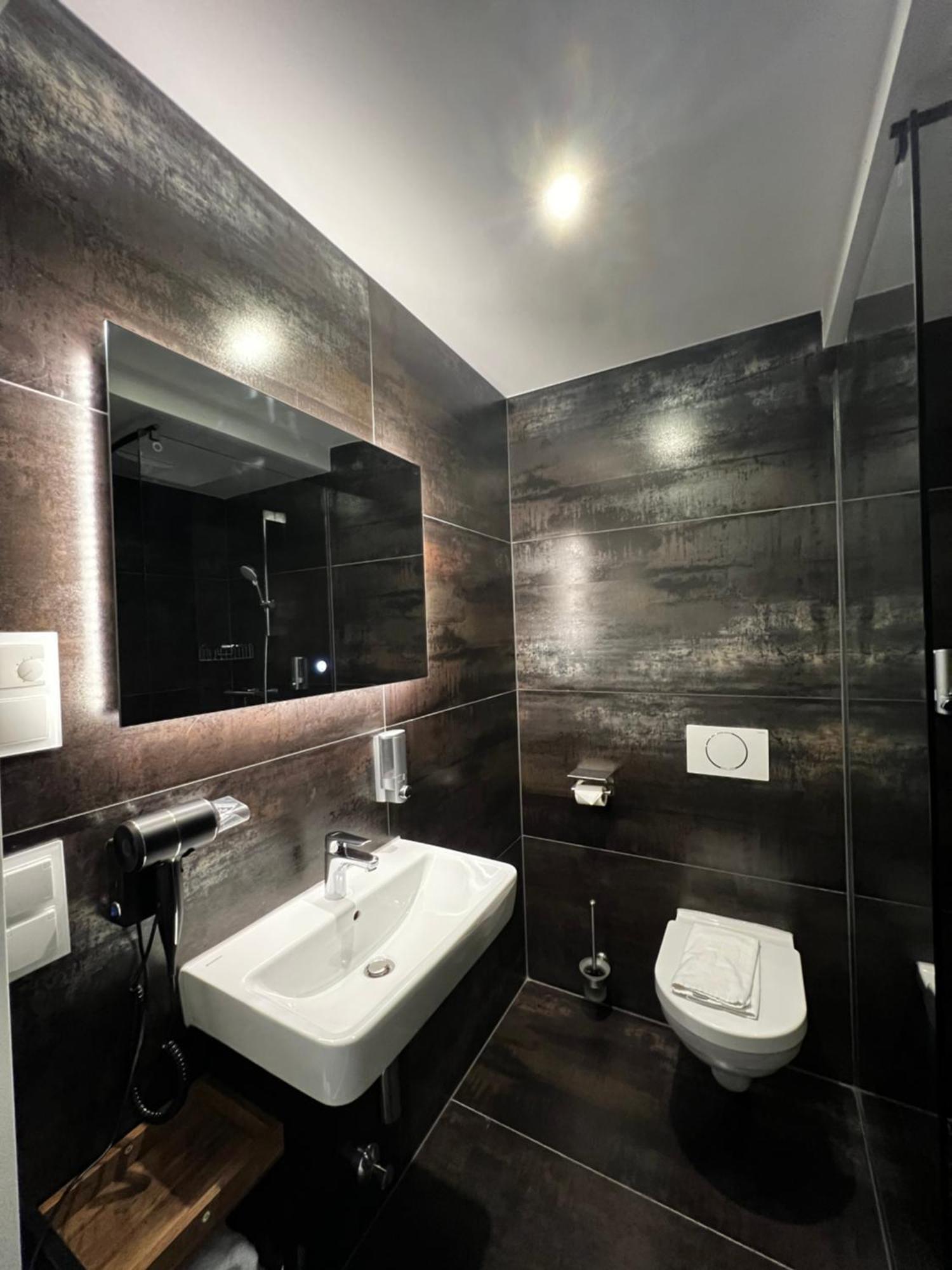 Hotel Adrett Am Dom - Digital Access Cologne Luaran gambar